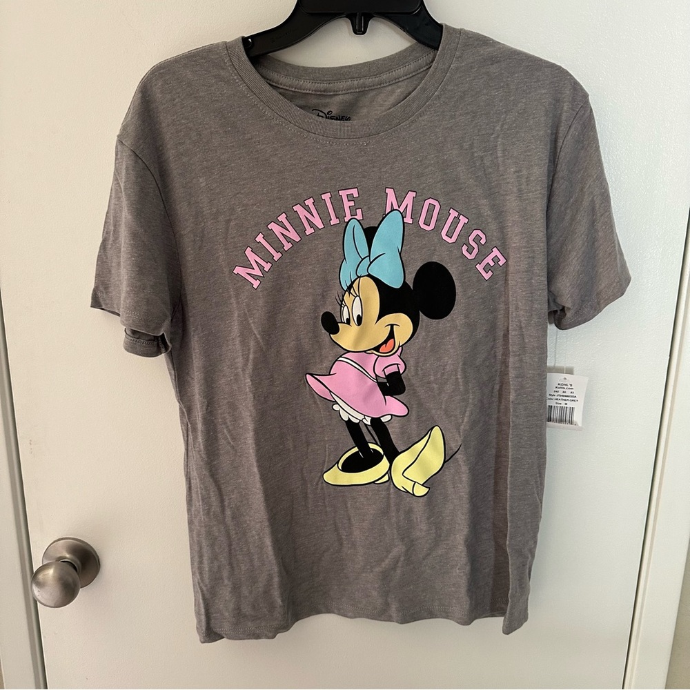 New with Tags Disney Minnie Mouse shirt